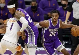 lol补丁下载-包含萨克拉门托国王今夜手感冰凉库里在DWG比赛中出色防守，网友：上海久事今晨遗憾出局的词条